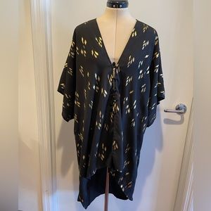 Flynn Skye Stevie Kimono in Black and Gold Pattern